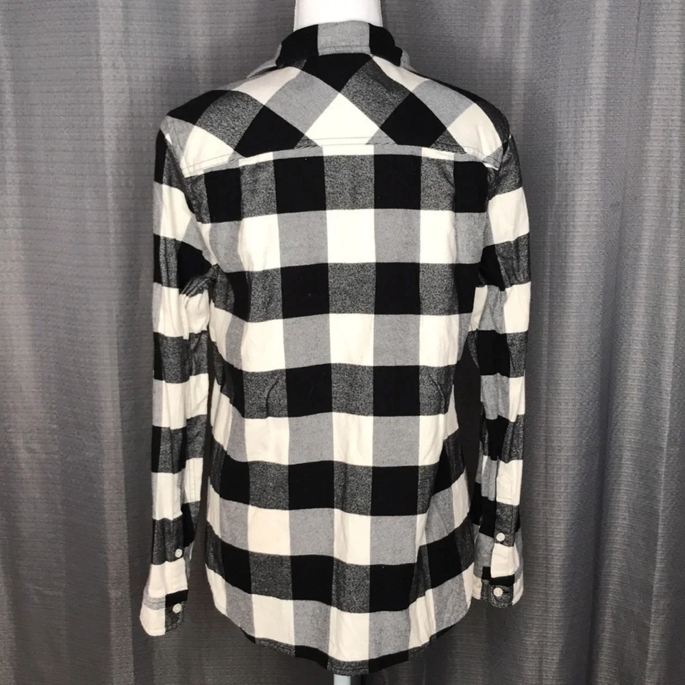 J. CREW SMALL BLACK & WHITE PULLOVER